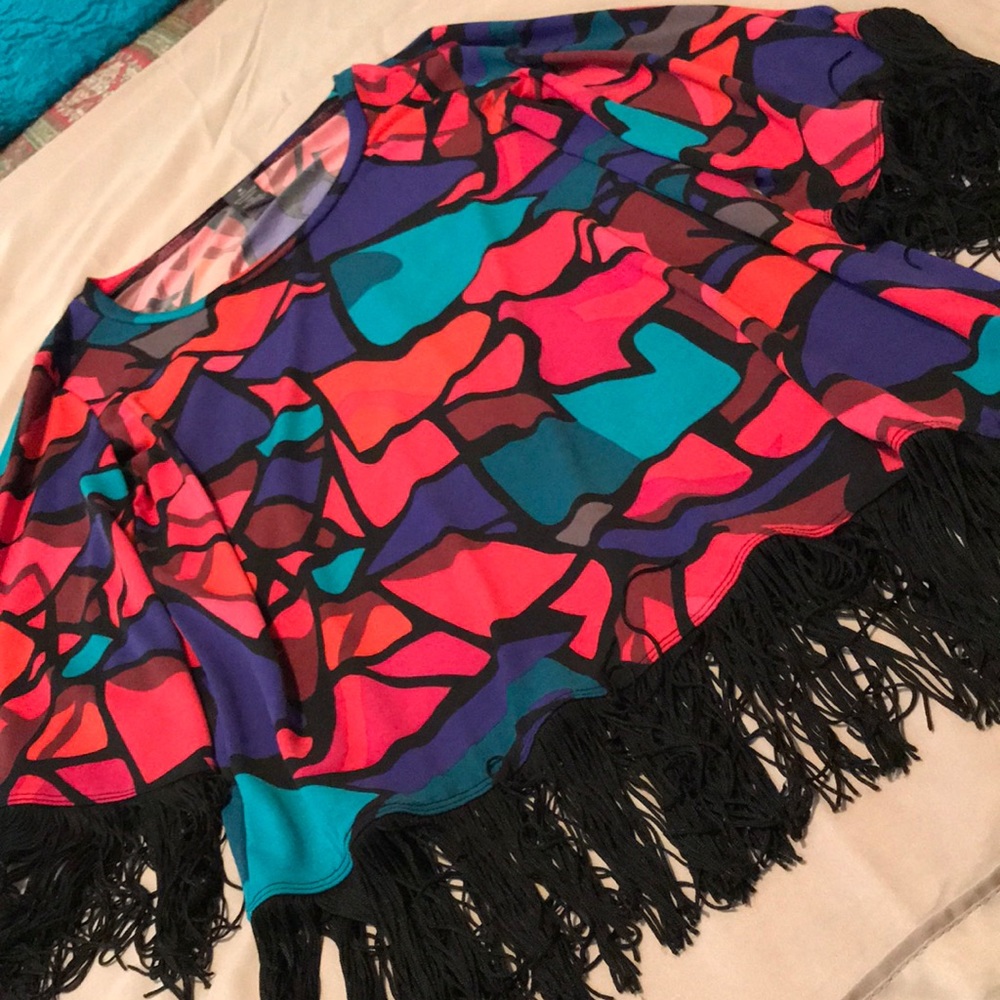 Blouse 3/4 sleeves.
